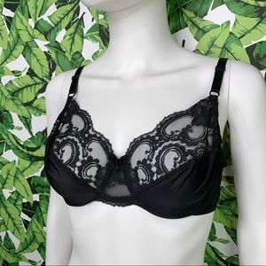 Vintage USA Made Sexy Black Lace Bra Size 36C